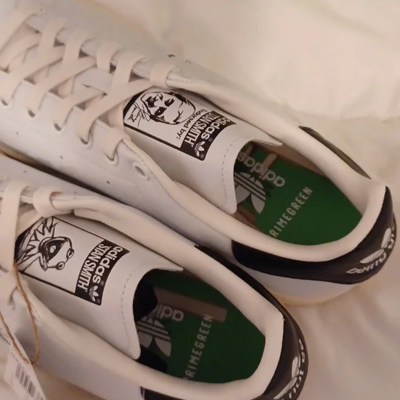 NEW! Men's Adidas Stan Smith sneakers! - Picture 5 of 9